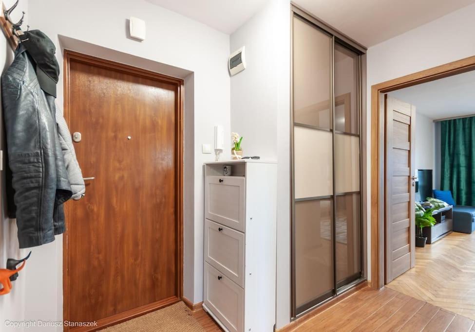 Superapart Woloska 40 Warsawa Bagian luar foto